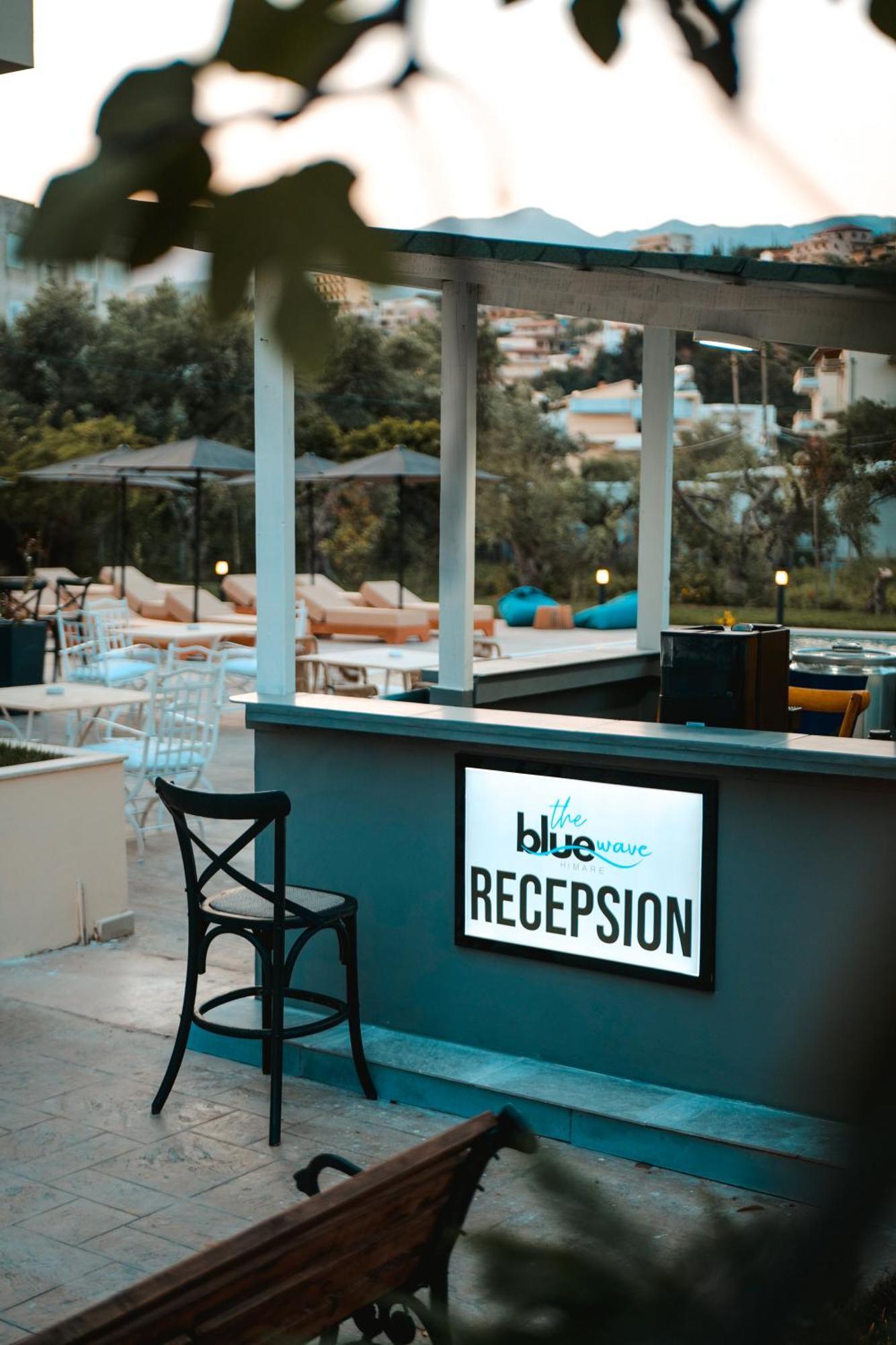 The Blue Wave Hotel Химар Екстериор снимка
