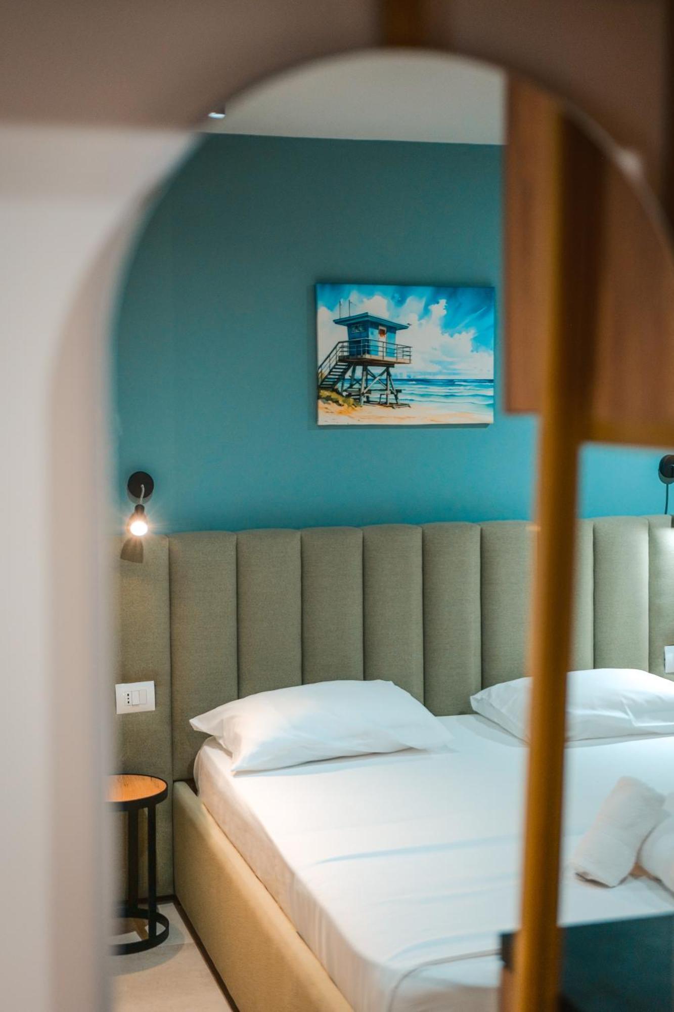 The Blue Wave Hotel Химар Екстериор снимка